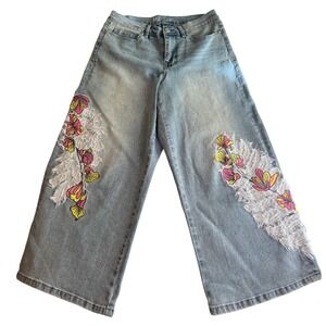 DG2 Jeans Wide Leg Cropped Embroidered Floral Denim Pants Women's Size 6P